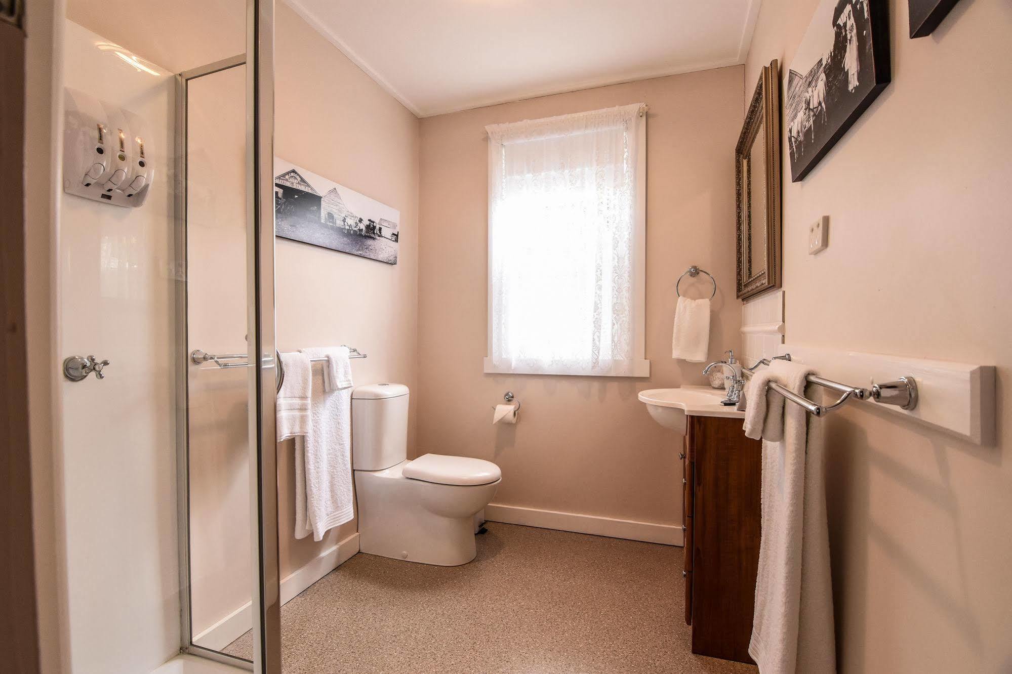 Bed and Breakfast Heytesbury House Cobden Экстерьер фото